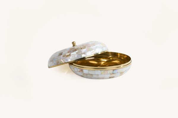Golden Goblet Round Box