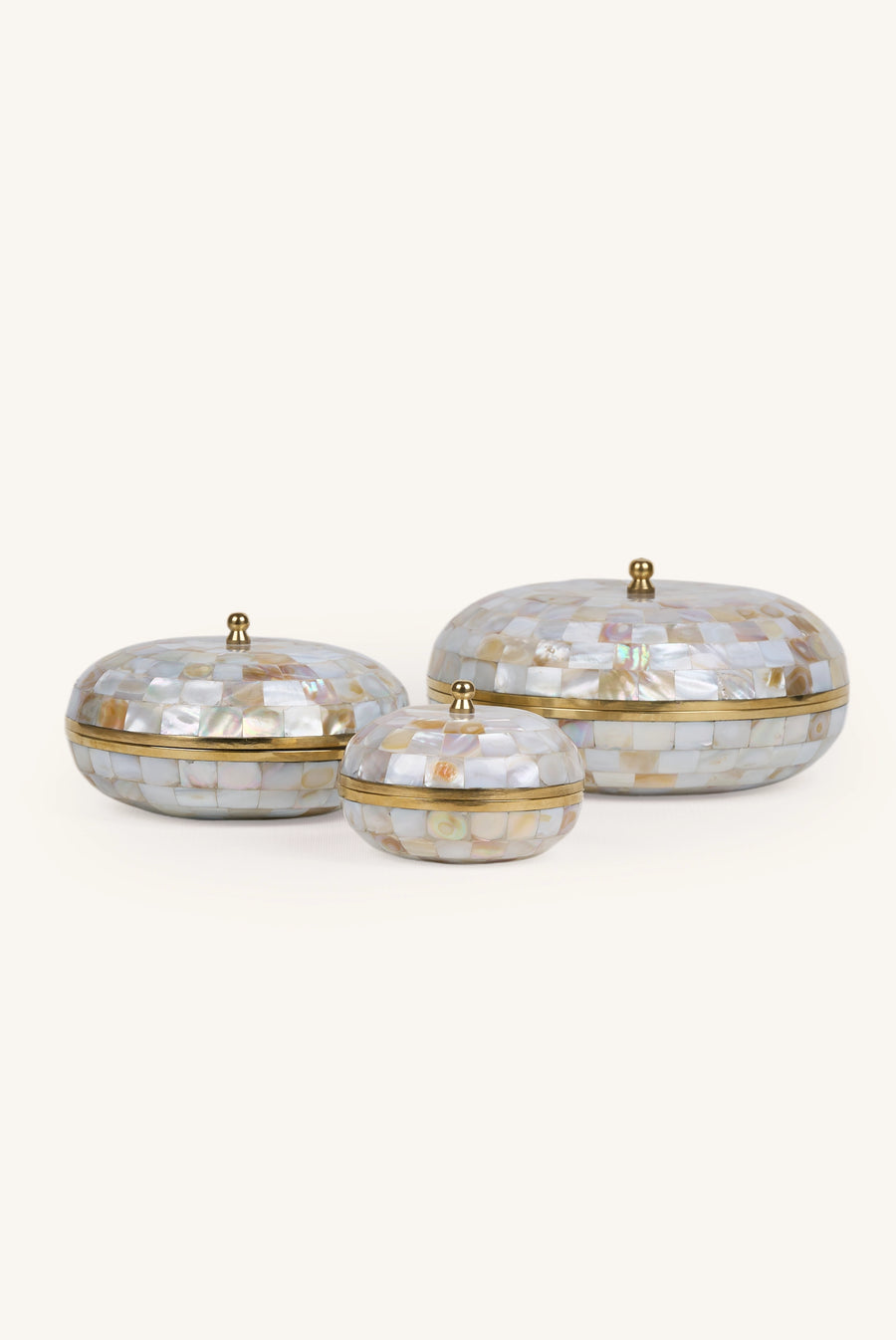 Golden Goblet Round Box