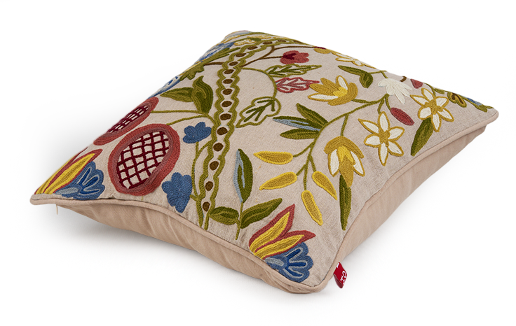 Primavera Cushion — detail view