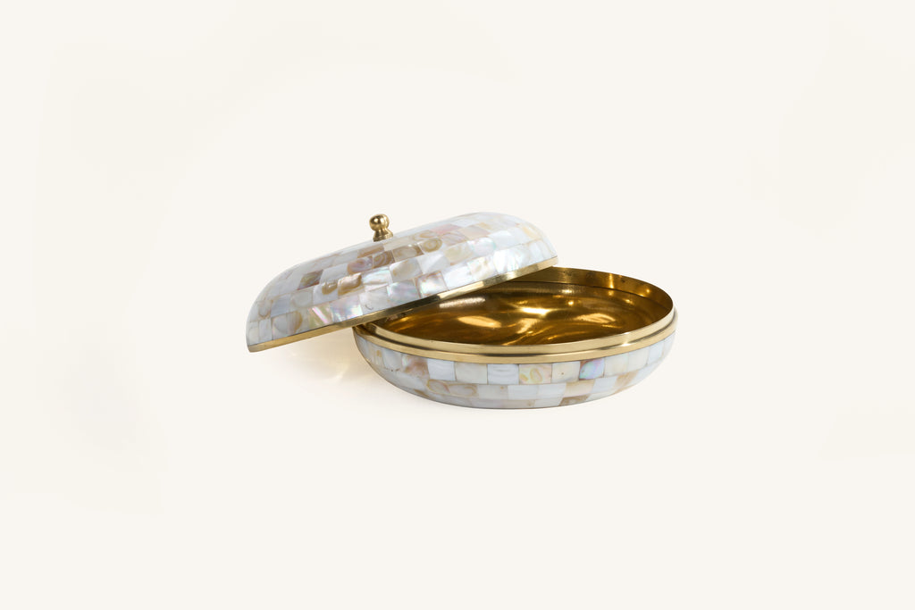 Golden Goblet Round Box