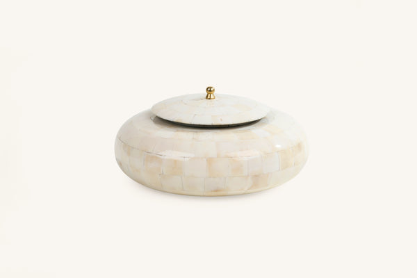True Pearl Round Box