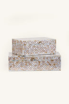 White Mirage Box
