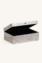 White Mirage Box