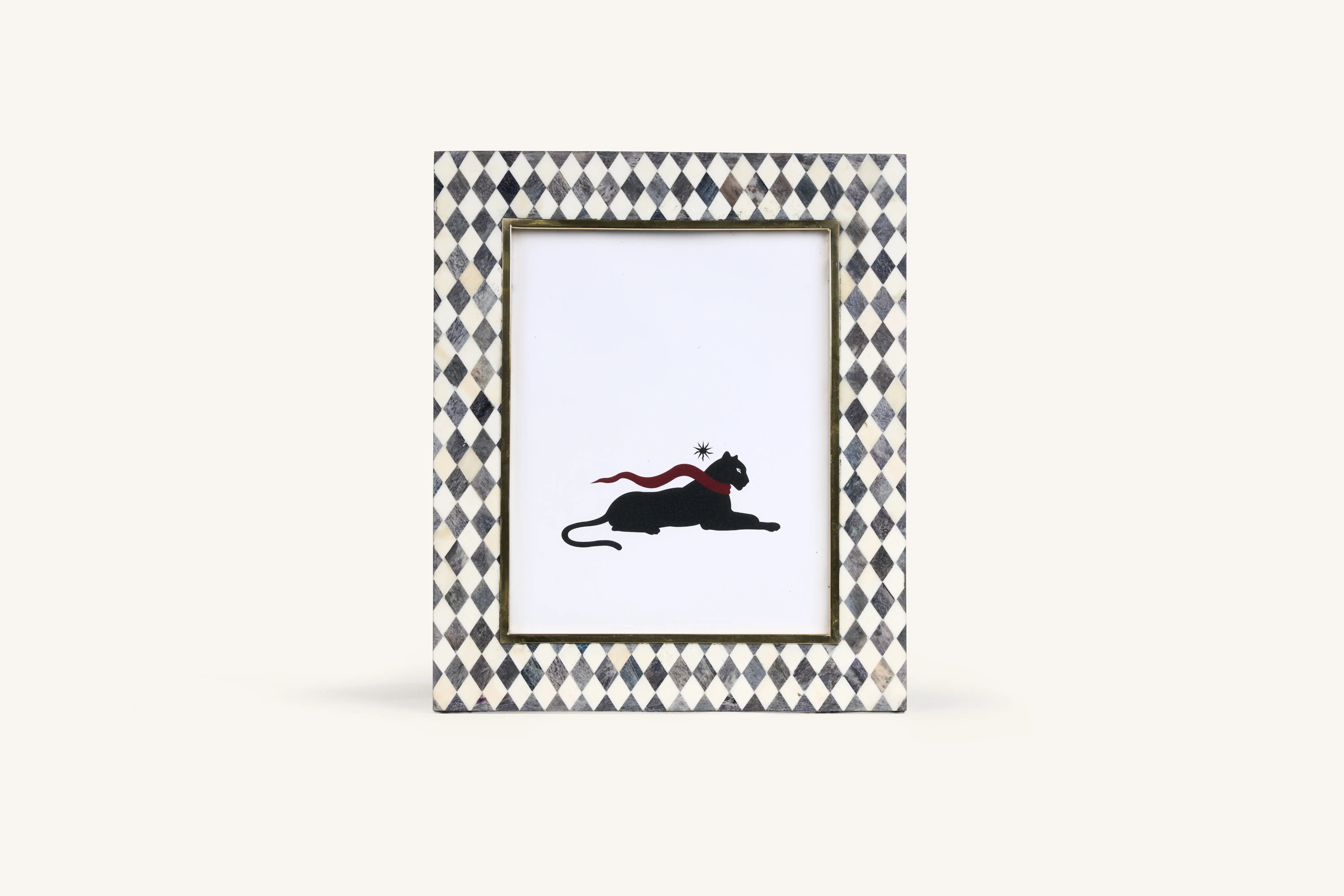 Harlequin Frame
